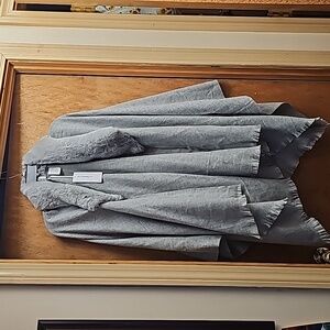 Liz Claiborne grey wrap, w/ faux fur collar & fringed hem. Superb condition